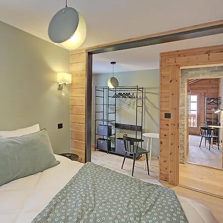 Dify Chalet Jonquilles - La Tania Chalet *